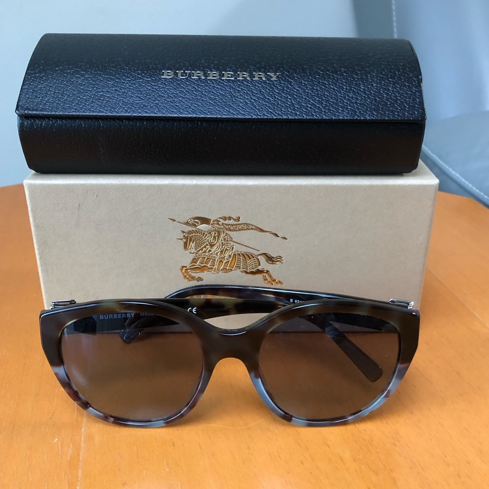 Burberry sunglasses